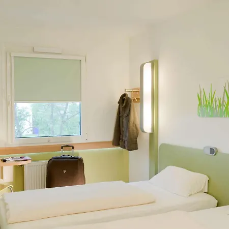 Hotel Ibis Budget Est Porte D'aubagne 2*