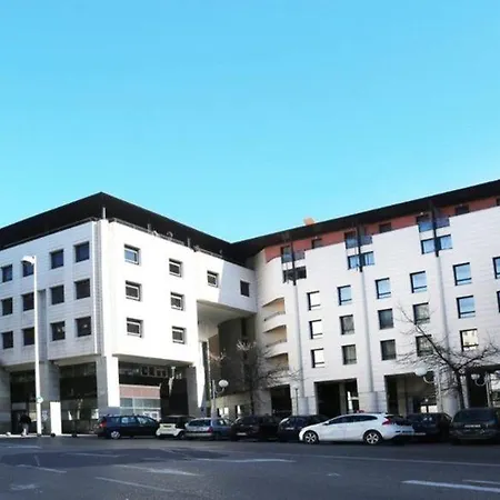 Staycity Centre Vieux Port Aparthotel Marseilles