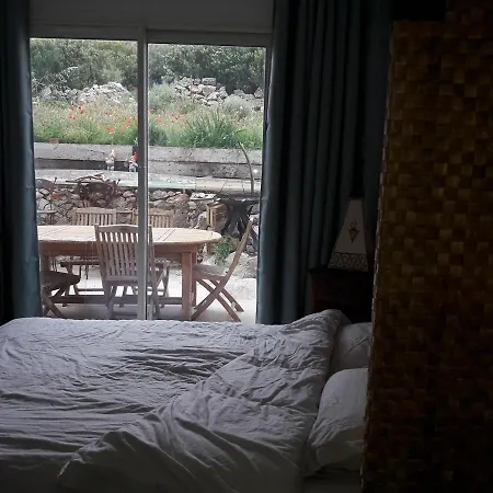 D'hotes : Entre Mer Et Colline Bed & Breakfast *