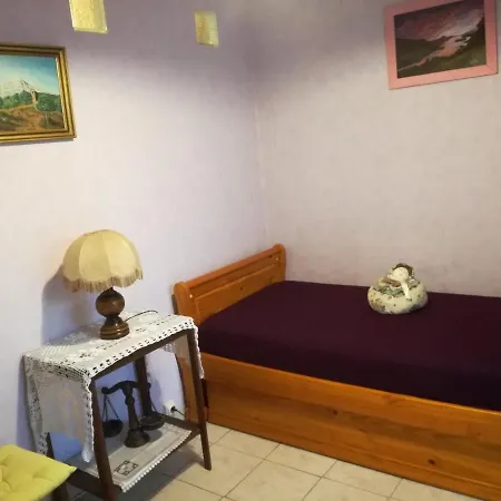D Hotes Dans Mas A Bed & Breakfast *