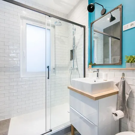 Ideal Location : The Best Equipment Clim... Apartment *