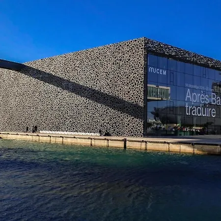 Magnifique Studio Avec Balcon-vieux Port-panier * Marseille
