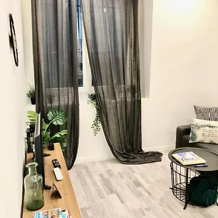 Urbinn Flat - Urban Jungle, Vieux Port, Parking Appartement Marseille