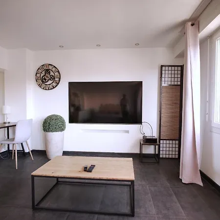 Superbe Loft 60 M² Avec Balcon Vue Sur La Mer Et La Major Appartement *