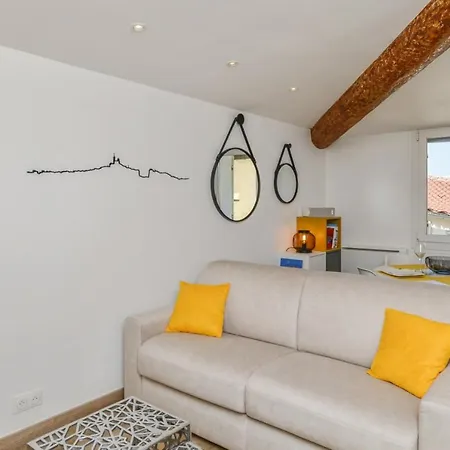Panier's Sun Nice 1-bedroom In Historic Center Welkeys * Marseille