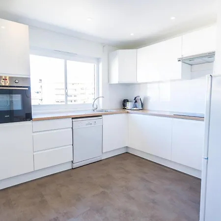 Superbe 100m2 - 2 Balcons - Proche Gare - Climatise * Marseille