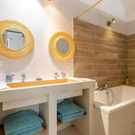 Chic Et Moderne Apartment Marseille