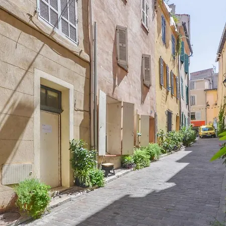 Apartment Panier's Sun Nice 1-bedroom In Historic Center Welkeys Marseille