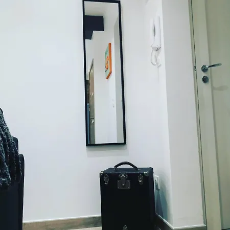 Le Studio Du Vieux Port Apartment *