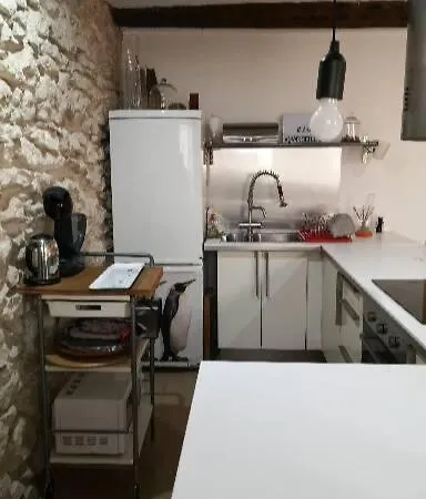 Sur Le Vieux Port Apartment