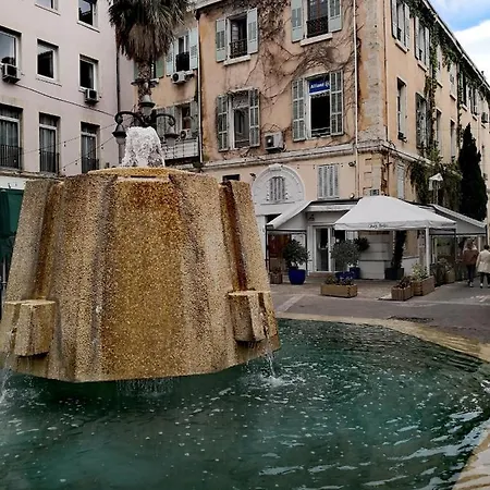 Apartment Sur Le Vieux Port