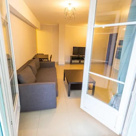 Apartment Superbe T4 Renove Spacieux Avec Stationnement Libre Et Gratuit Marseille