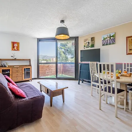 Appart N Suites: 1 Chambre Et Sejour Au Calme+ Parking+ Netflix Marseille