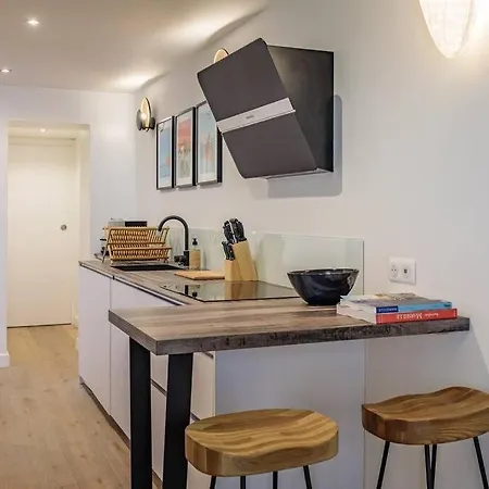 5*, Climatise, Avec Terrasse Au Quartier Le Panier Apartment