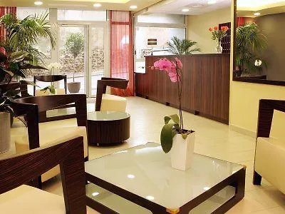 Aparthotel Adagio Access Saint Charles Marseille