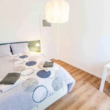 Apartment Superbe T4 Joliette 67m2+clim+balcon *