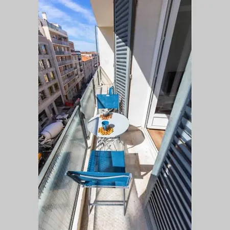 Superbe T4 Joliette 67m2+clim+balcon Apartment *