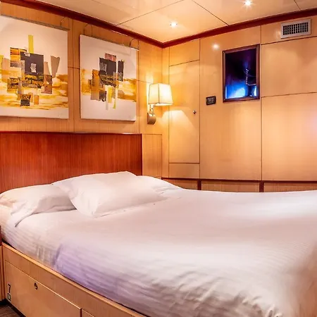 Yacht Clara One 32m Luxe * Marseille