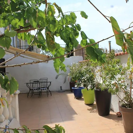 Maison 3 Gde Terrasse Proche Vieux Port Et Sncf Holiday home *