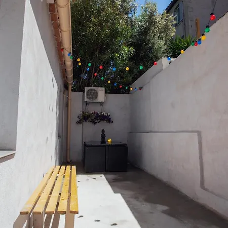 Le Patio Du 4eme * Marseille