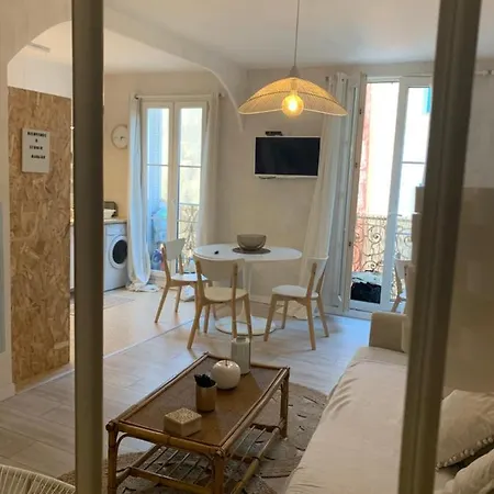 Apartment Margoo Douceur De Vivre Au Panier Soohome