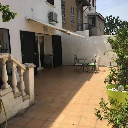 Holiday home Maison 3 Gde Terrasse Proche Vieux Port Et Sncf *