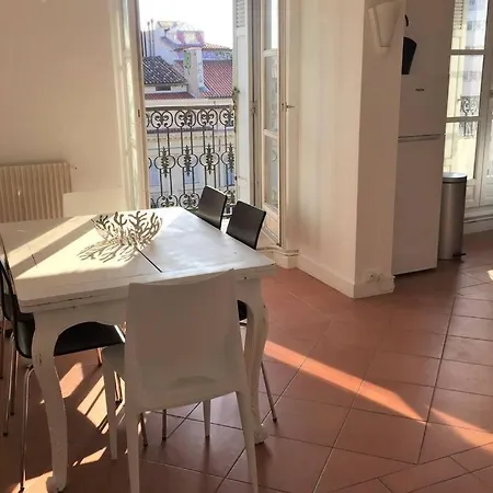 Apartment Coste Investissement - L'empereur De