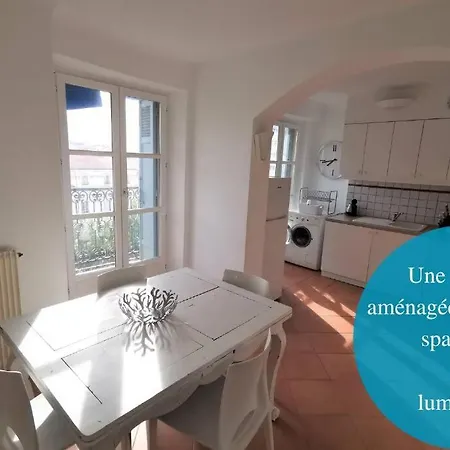 Coste Investissement - L'empereur De Apartment