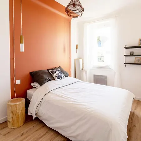 Charming And Design Apt In The Centre Of Apartment *