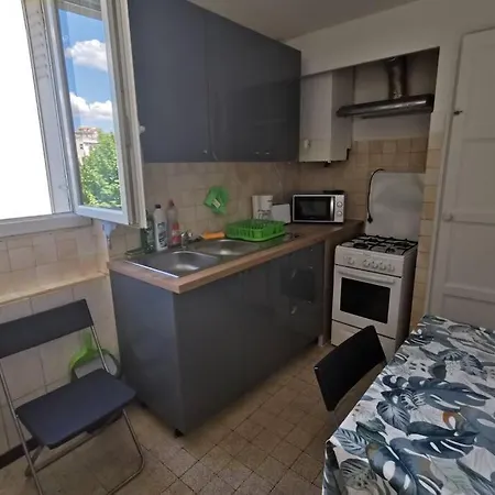Apartment Familial 4 Chambres 8 Voyageurs. Marseille