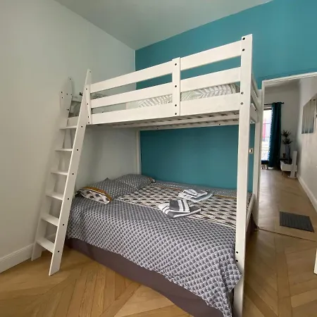 Superbe T2 Haussmannien Au Coeur De Apartment Marseille