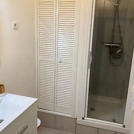 Apartment T3 Place De La Joliette *