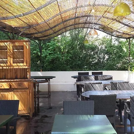 La Maillane Hotel 2*