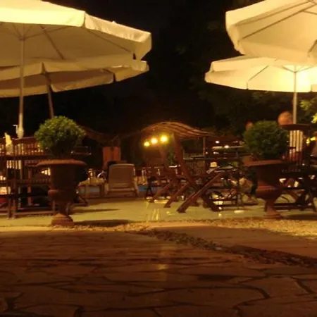 La Maillane La Penne-sur-Huveaune