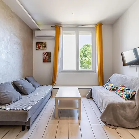 T3 Moderne Et Cosy Au Bord De * Marseille