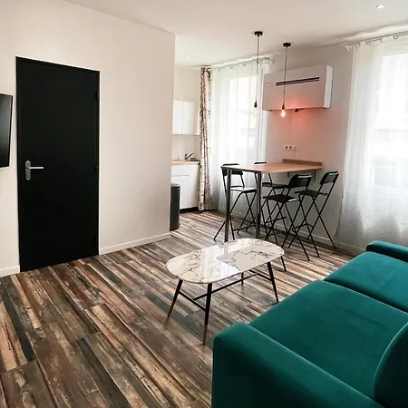 Kyriad Blancarde - Timone Hotel Marseille