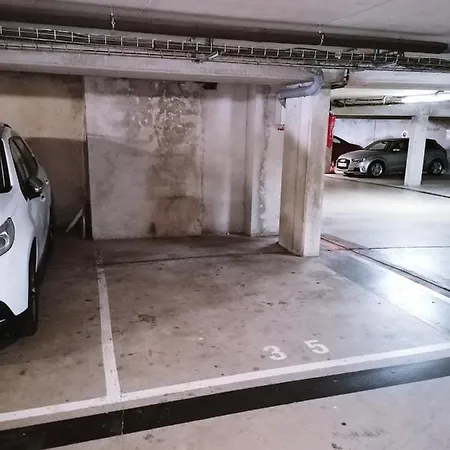 La Major, T2 Standing Avec Parking Apartment