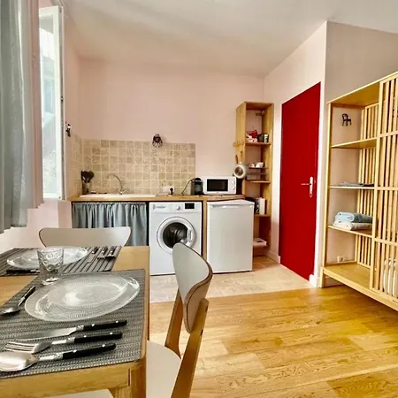 Charming Studio Near The Old Port