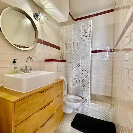 Apartment Charming Studio Near The Old Port