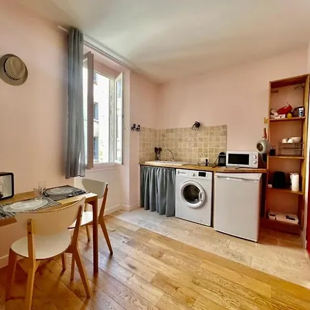 Apartment Charming Studio Near The Old Port *