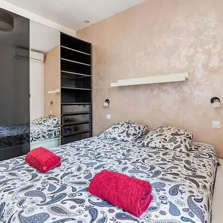 T3 Moderne Et Cosy Au Bord De * Marseille