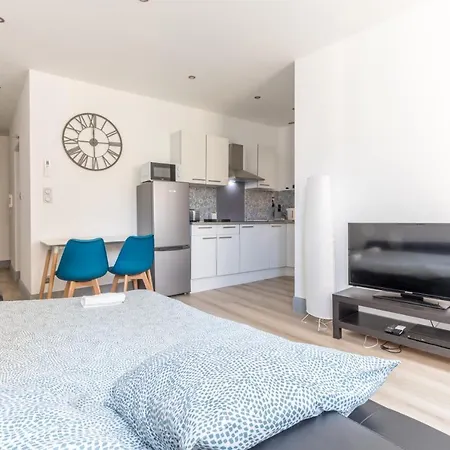 Apartment Typique, Authentique, Super Pratique