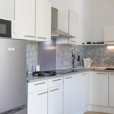 Typique, Authentique, Super Pratique Appartement *