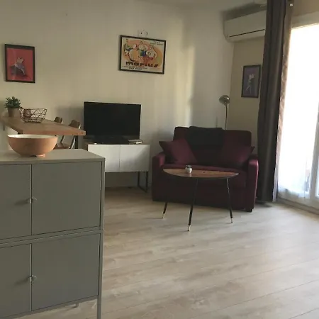 Studio Avec Balcon Amenage Et Wifi A A 2 Km De La Plage