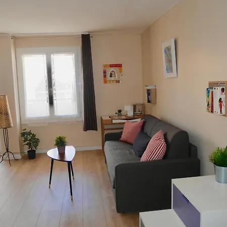 Apartment Studio Avec Balcon Amenage Et Wifi A A 2 Km De La Plage