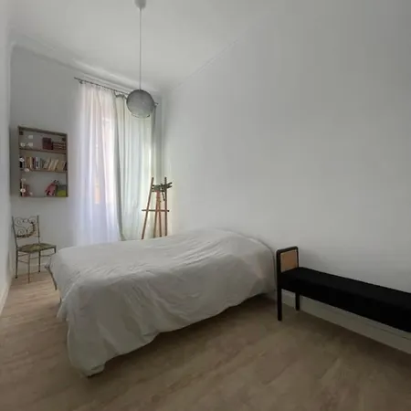 Apartment Elegant Apt In The Heart Of
