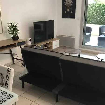 Spacieux Et Bel Avec Grande Terrasse Apartment *