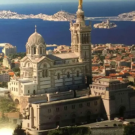 Spacieux Et Bel Avec Grande Terrasse *