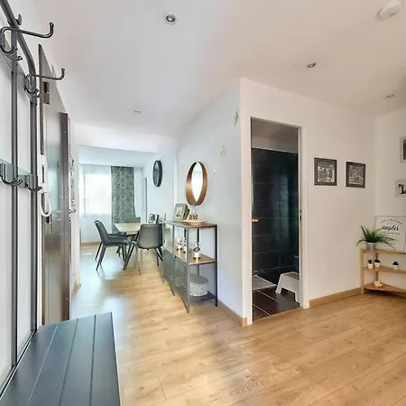 Apartment Cosy 2 Bedroom Flat 10min To The Vieux Port Marseille