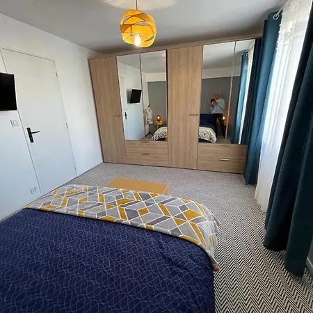 Marseille, Bel Et Spacieux De 60m² *